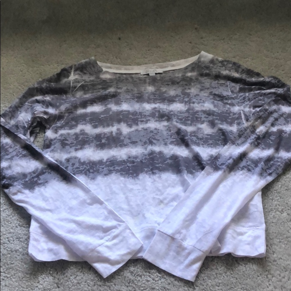 Long sleeve crop top